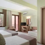 Leto Hotel 3*
