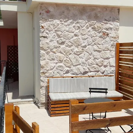 Hotell Leto 3*