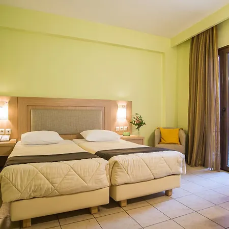 Leto Hotell 3*