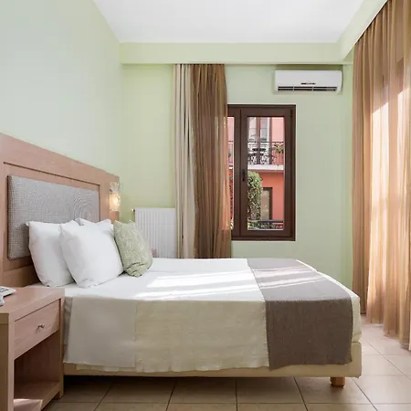 Hotel Leto 3*
