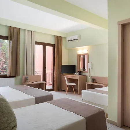 Leto Hotel 3*