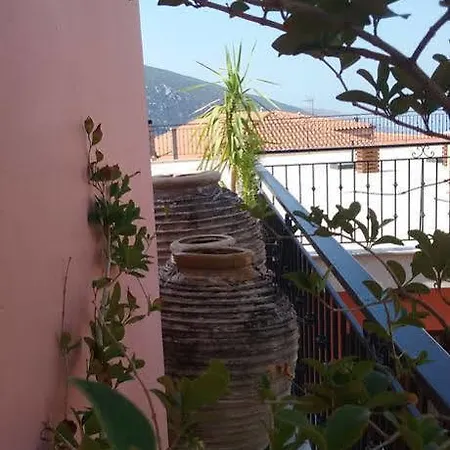 Leto Hotell Delphi